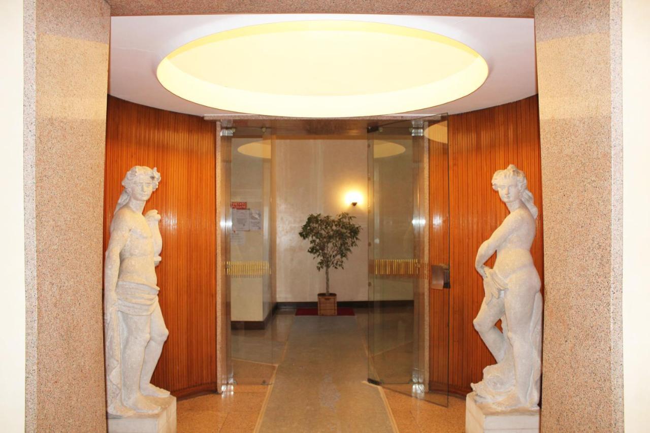 La Locanda Dell'Olmo Milan Exterior photo